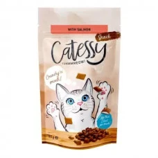 Лакомство для котов Catessy Snack With Salmon подушечки с лососем 65 г 519067
